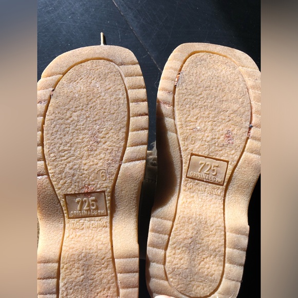 Women’s Retro Y2K Moccasin Boots Size 6!! ✨ - Picture 7 of 13